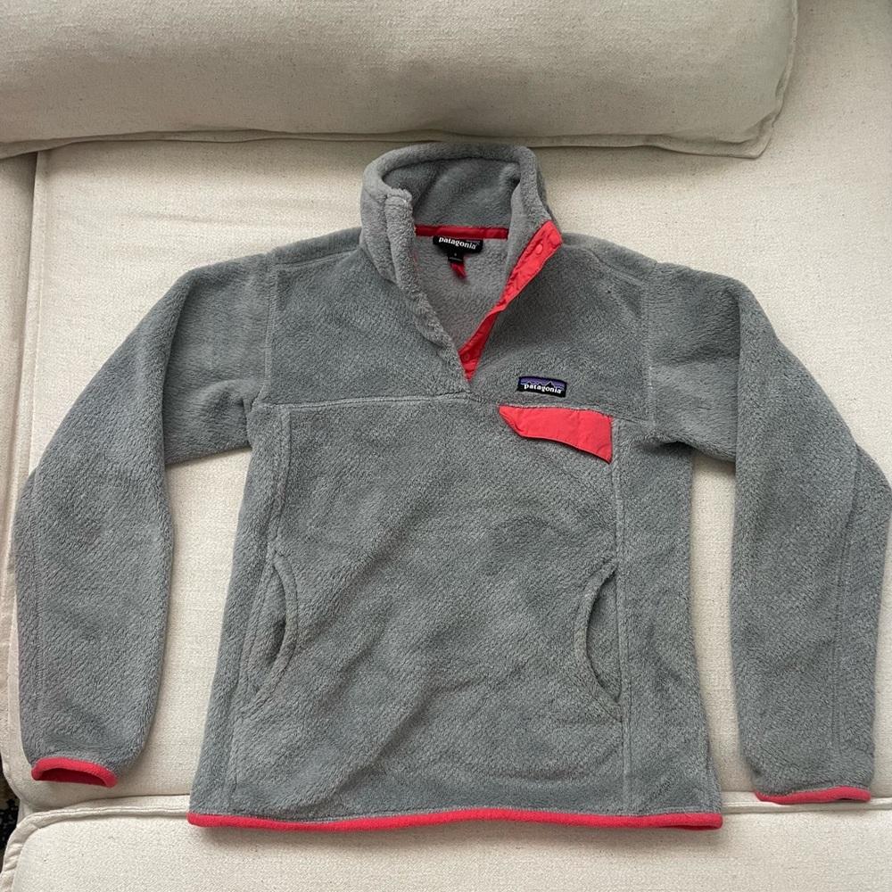 Patagonia Gray Fleece with Pink Accents